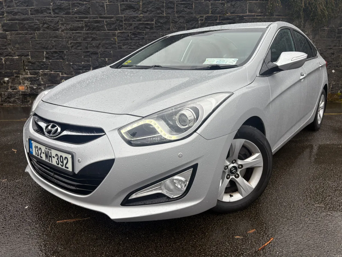 13 Hyundai i40 AUTO! Low Kms !! FSH!! Trade ins👍 - Image 3