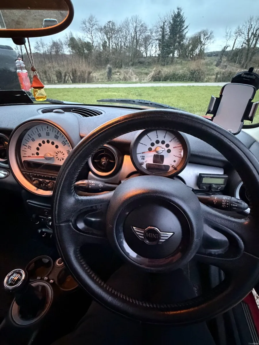 Mini Cooper D - Image 4