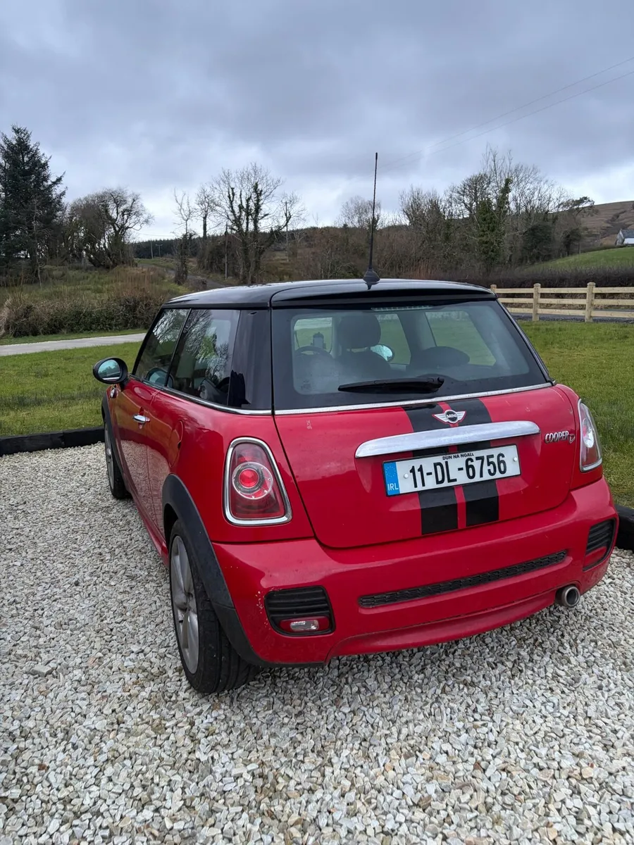 Mini Cooper D - Image 2