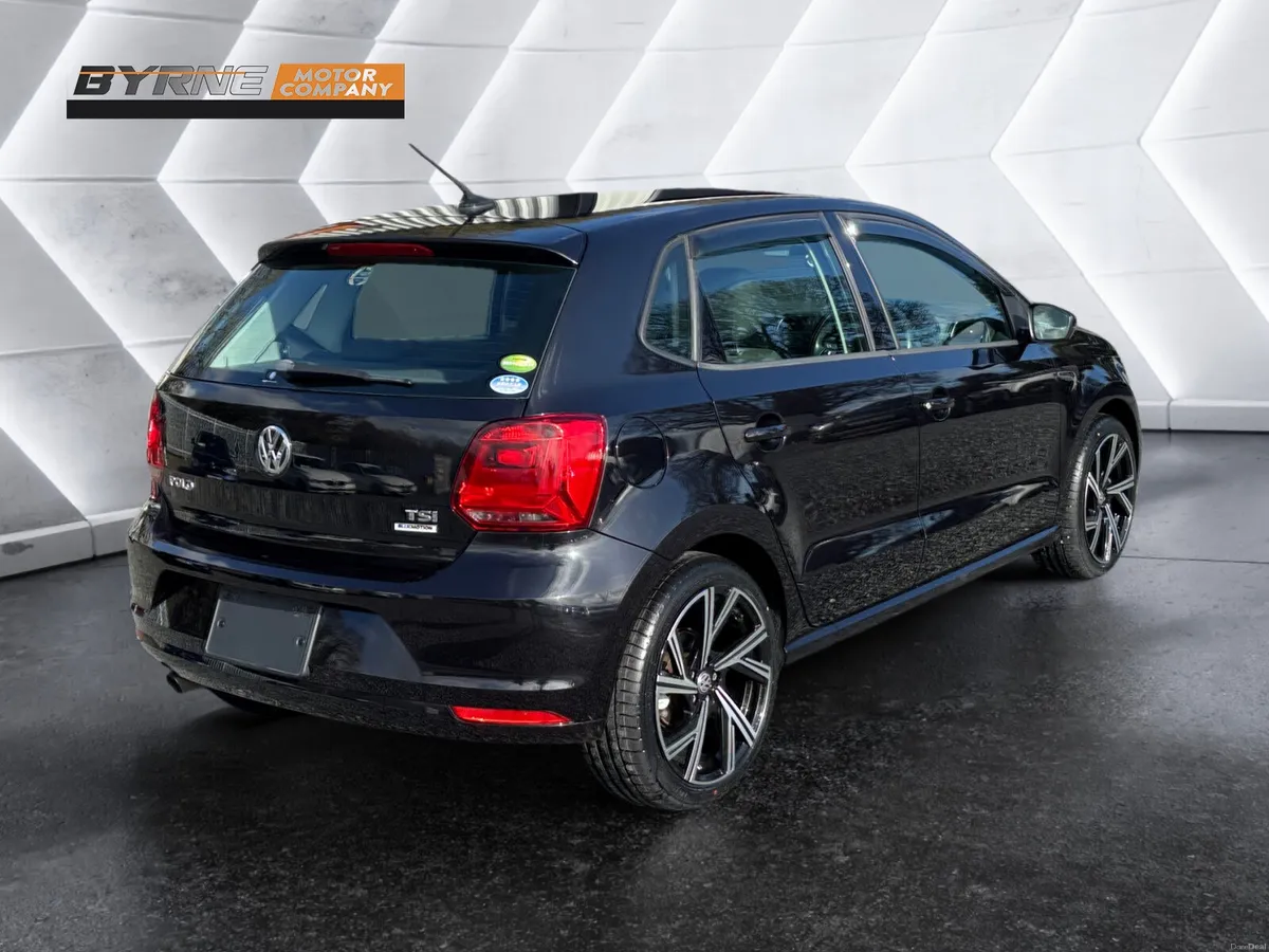 VOLKSWAGEN POLO 1.2 TSI AUTO 2015 - Image 4