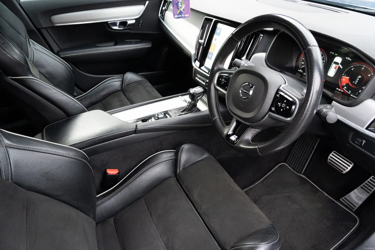 2018 Volvo S90 R-DESIGN - Image 2