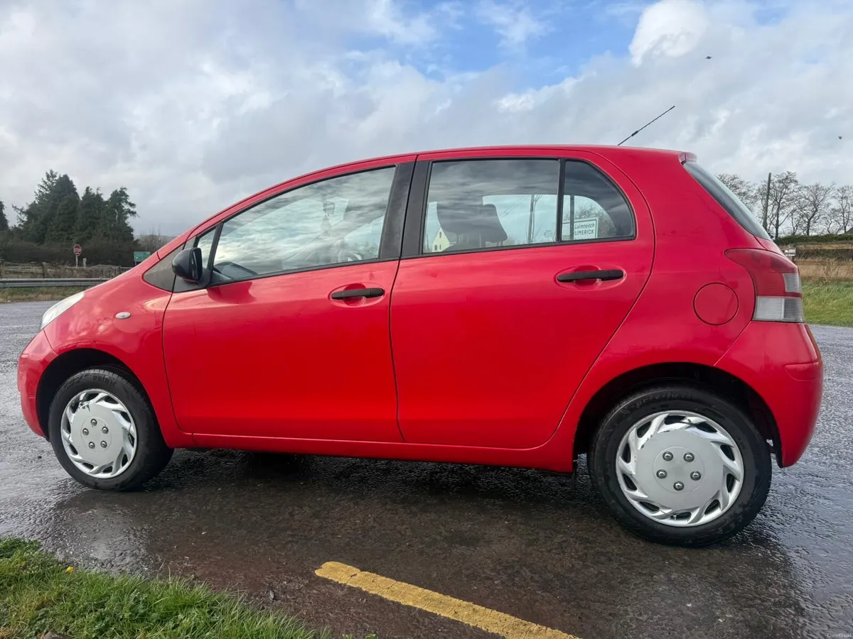 TOYOTA YARIS 1.0 TERRA LOW KMS 2010 - Image 3