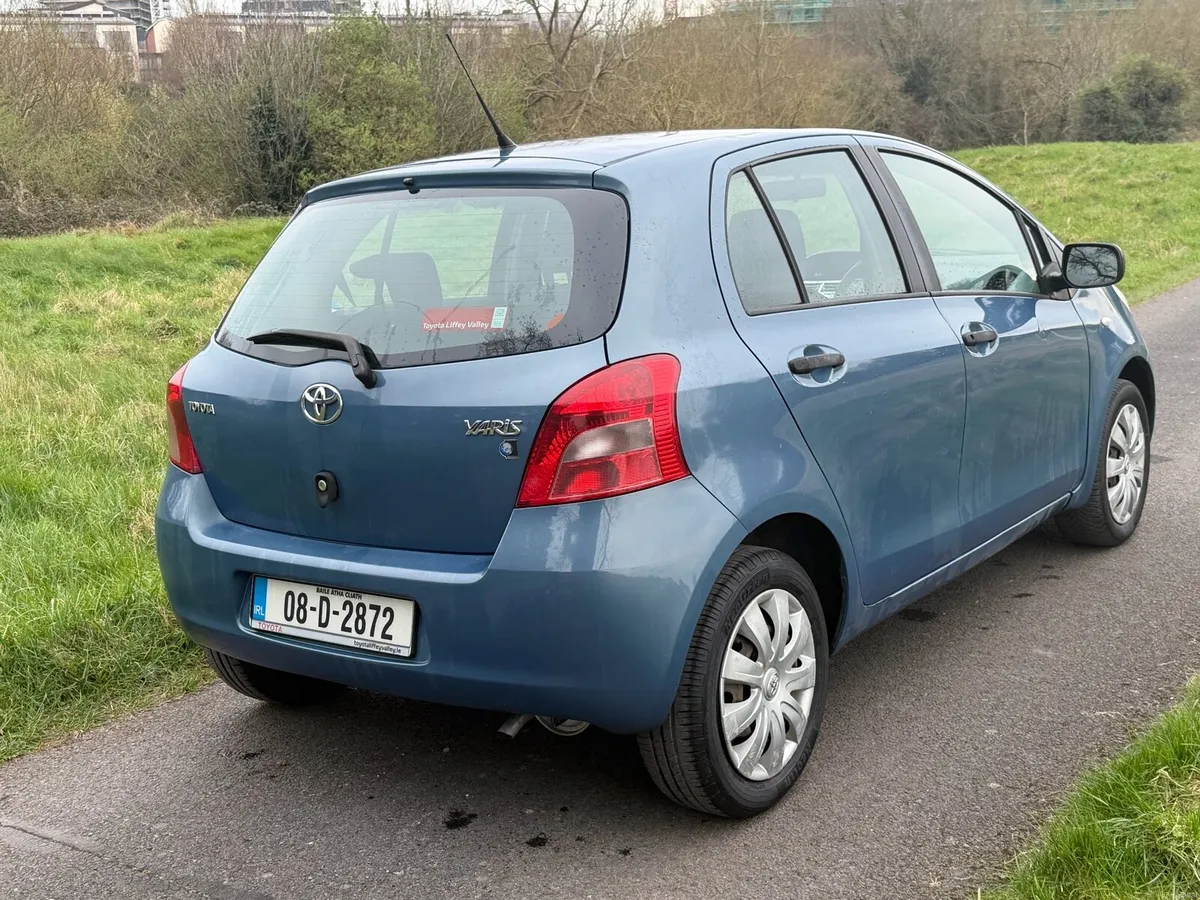 Toyota Yaris - Image 2