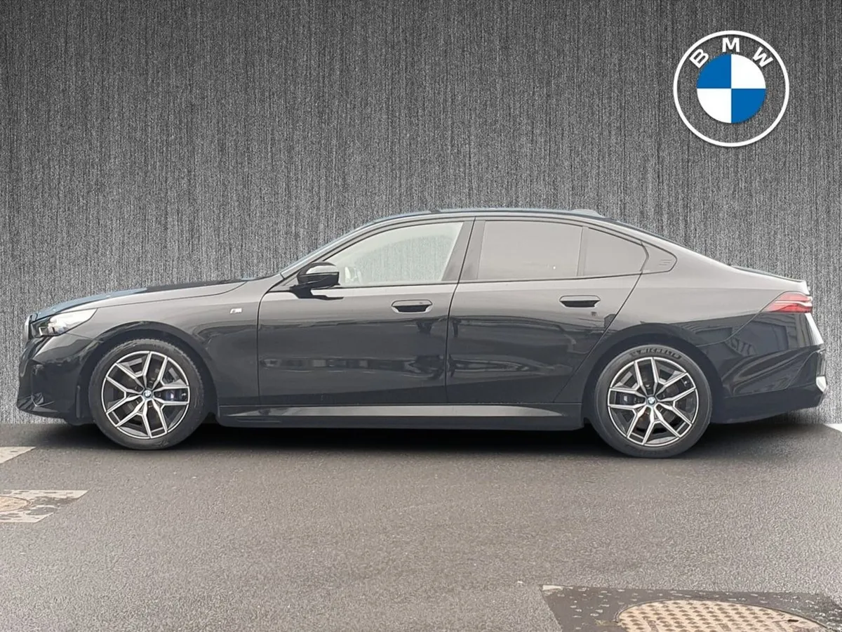 BMW i5 eDrive40 M Sport Saloon - Image 4