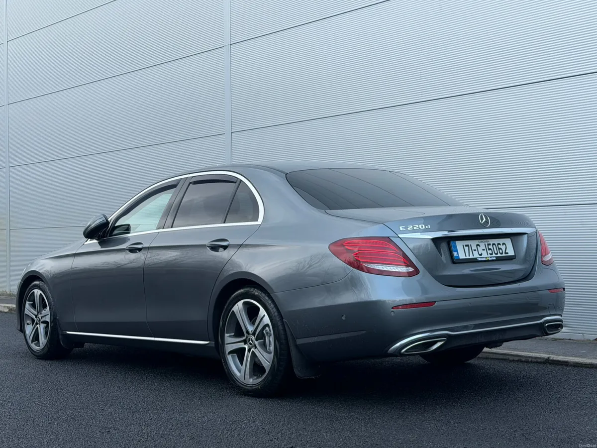 Mercedes E220d Avantgarde - Image 2