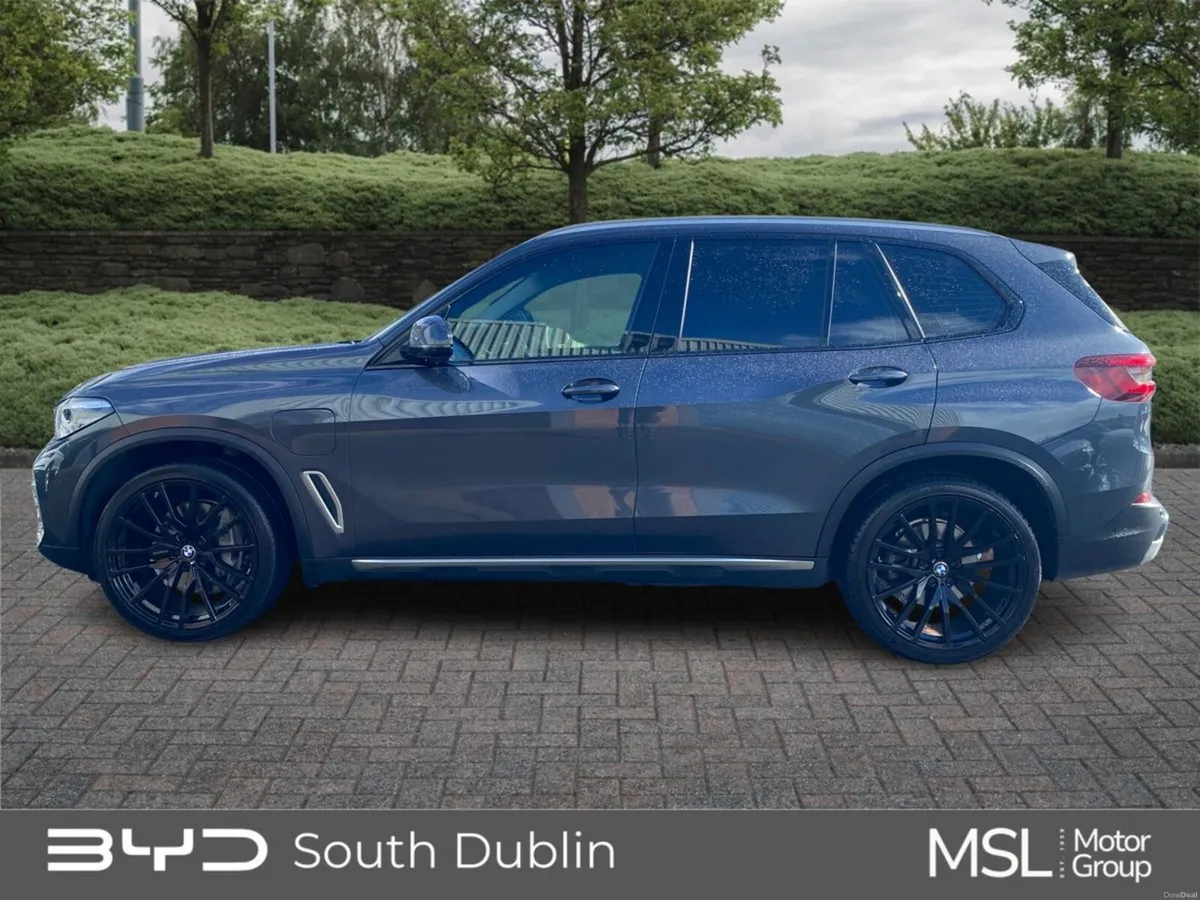 BMW X5 xDrive45e xLine - Image 6
