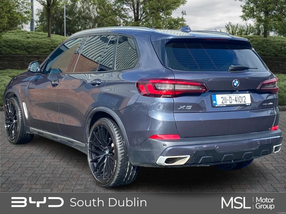 BMW X5 xDrive45e xLine - Image 4