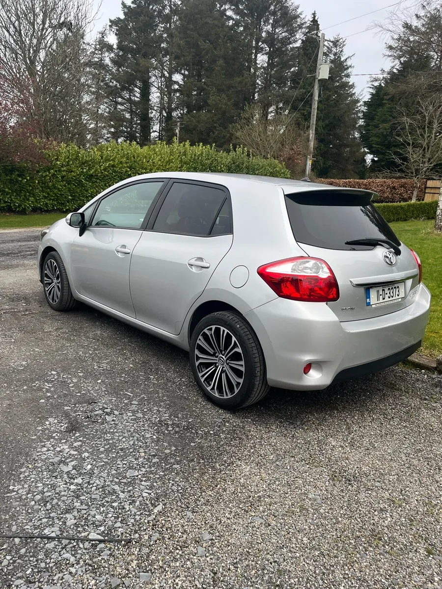 Toyota Auris 1.4 Diesel - Image 2