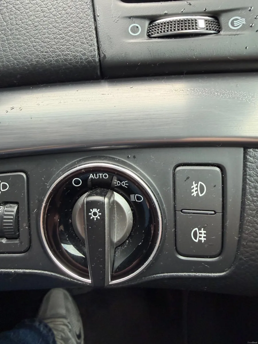 Hyundai i40 Estate 2015 NEW NCT - Image 2