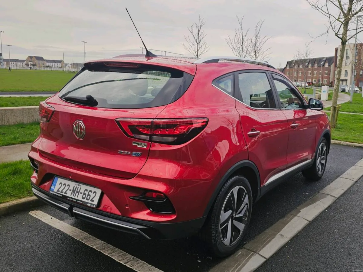 MG ZS EV LR - EXCLUSIVE-72.6KWH LONG RANGE - Image 3