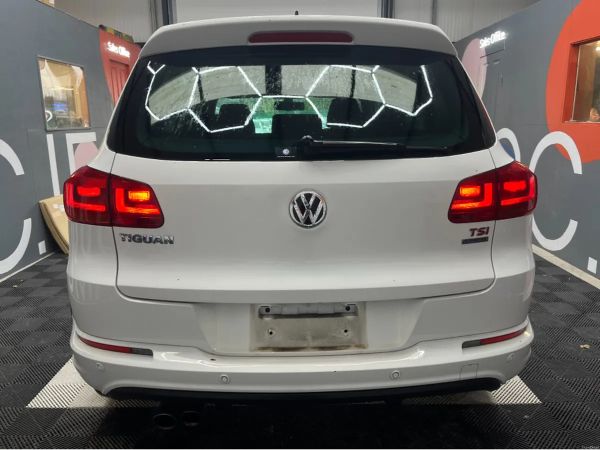 Volkswagen Tiguan 2014 VOLKSWAGE TIGUAN TSI B MOTI - Image 3