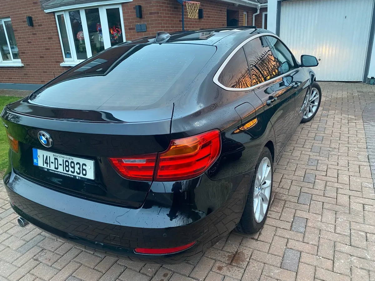 BMW 318 GT - Image 3