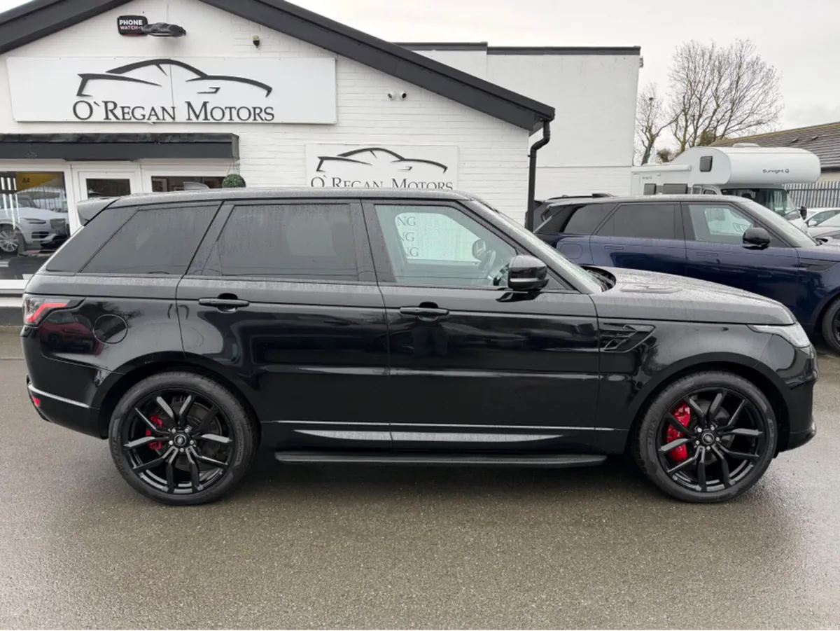 Land Rover Range Rover Sport **HIGH SPEC** P400E H - Image 2