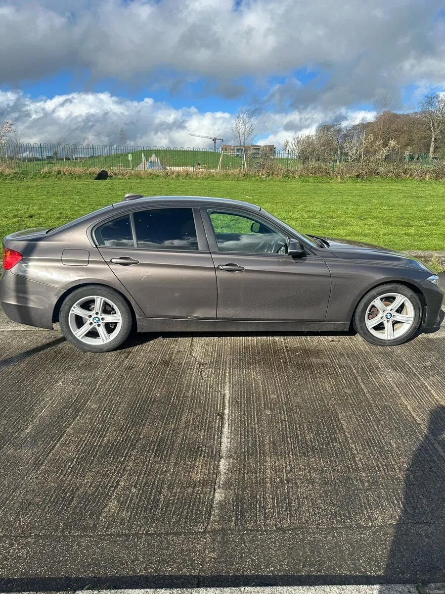 BMW 3-Series 320d [Business Edition] NCT 01/27 - Image 1