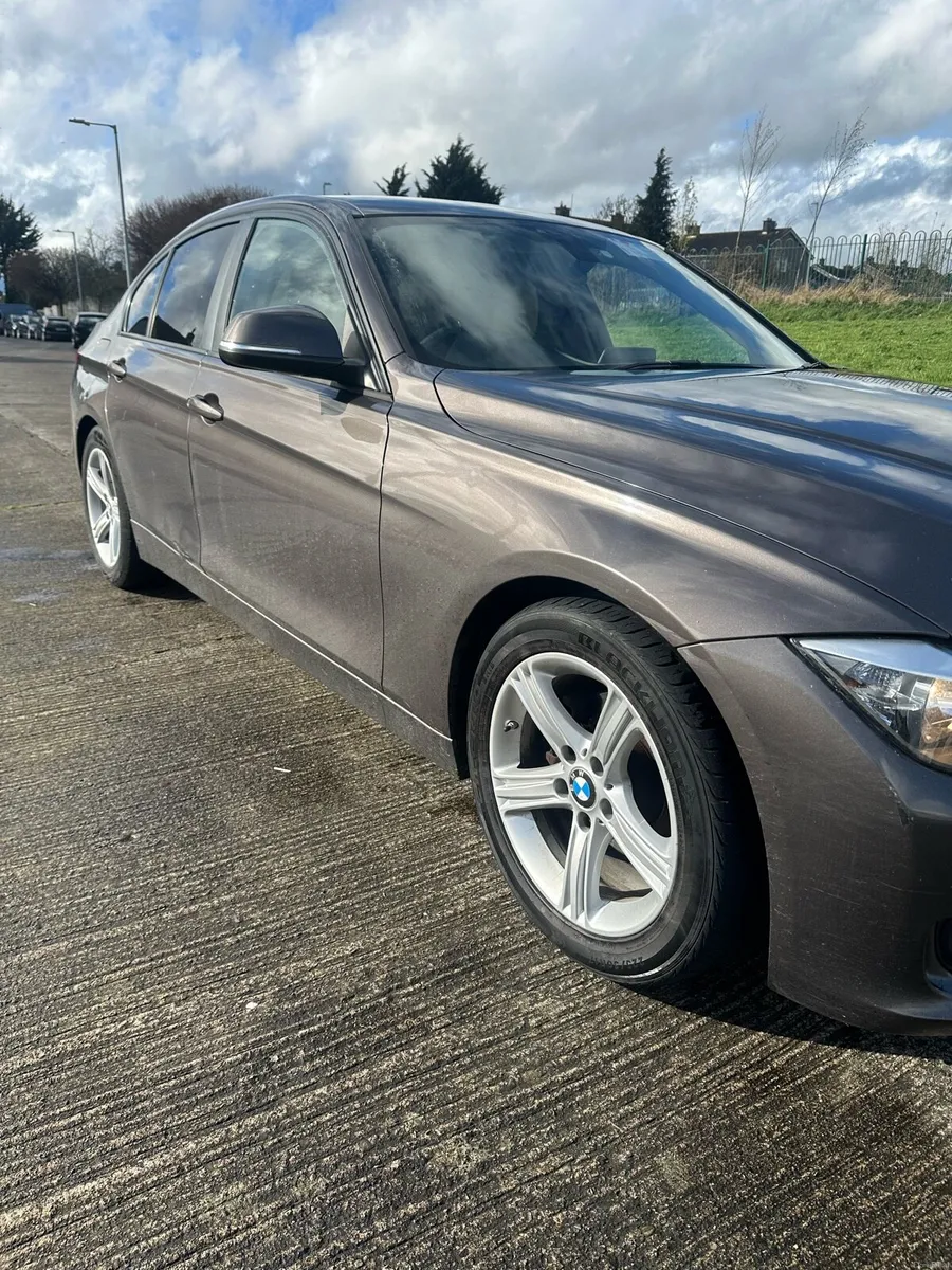 BMW 3-Series 320d [Business Edition] NCT 01/27 - Image 3