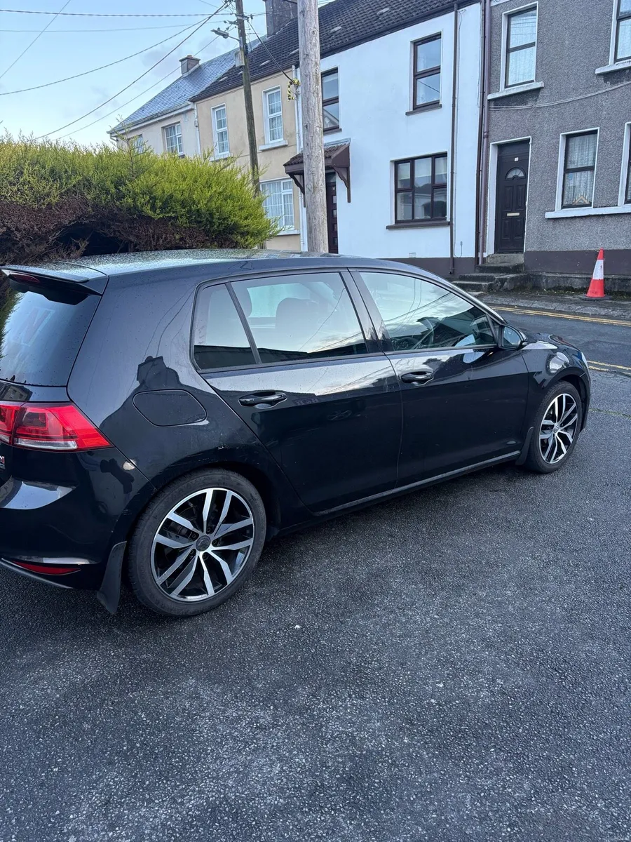 Volkswagen Golf - Image 2