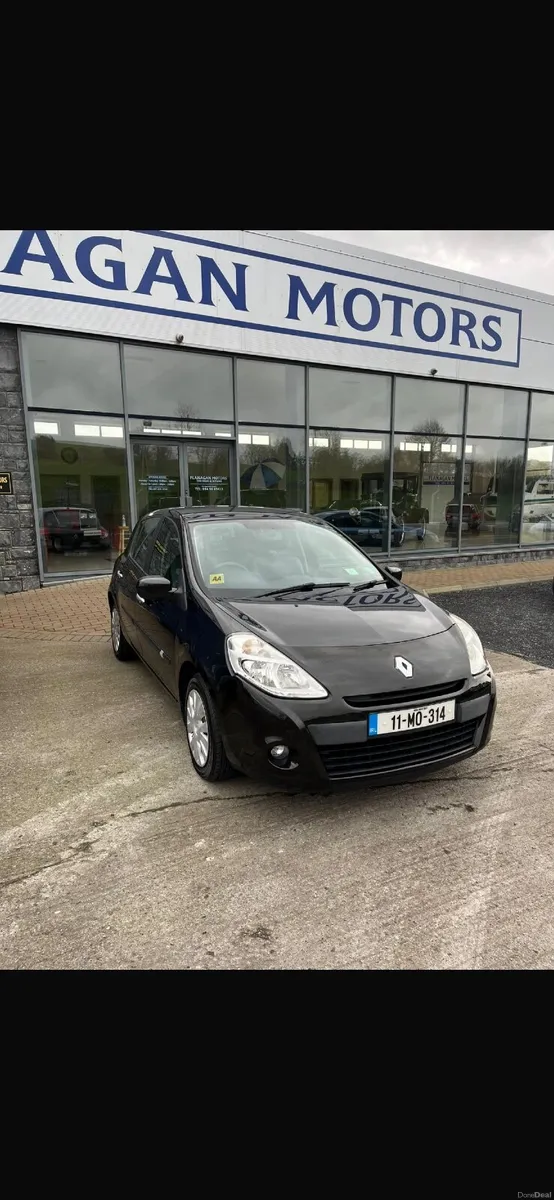 Renault Clio 2011 - Image 1