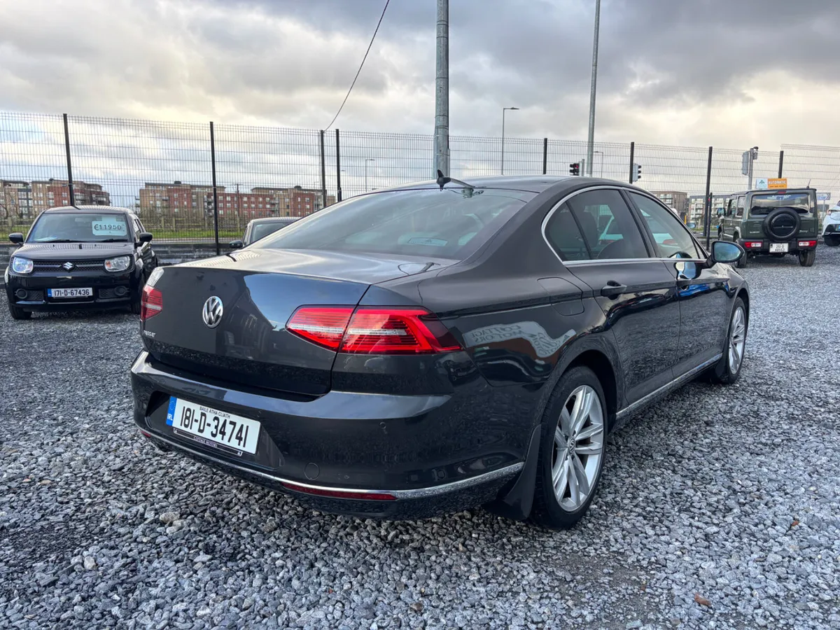Volkswagen Passat 1.4 TSI AUTO HI-LINE SALOON - Image 4