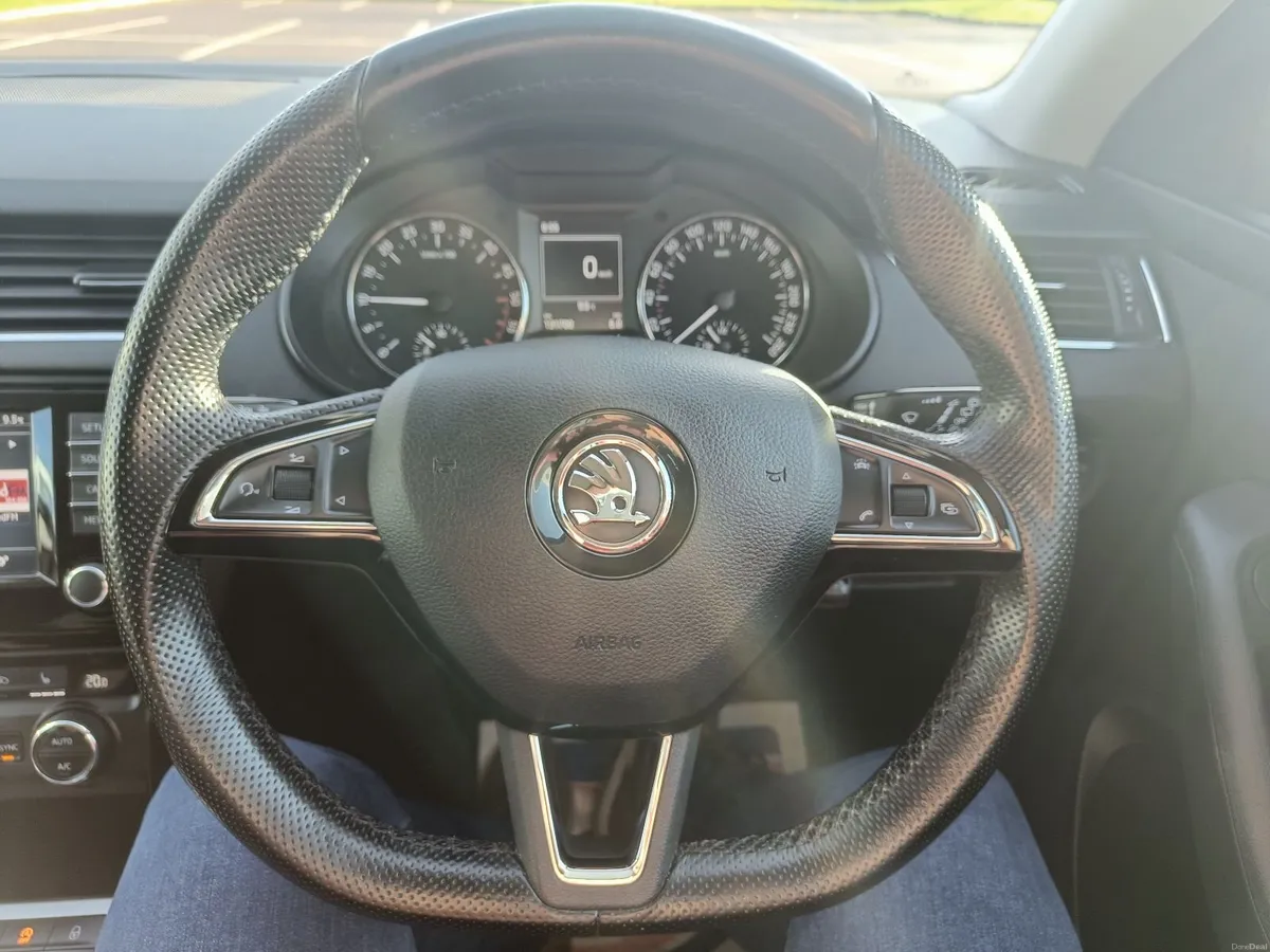 Skoda Octavia 2016 - Image 3