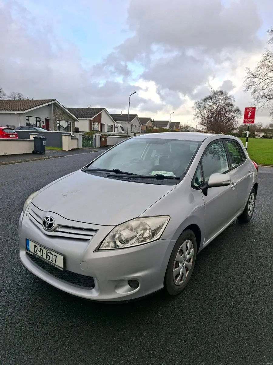 TOYOTA AURIS 2012 1.4 DIESEL NEW NCT ONLY 200KM - Image 2