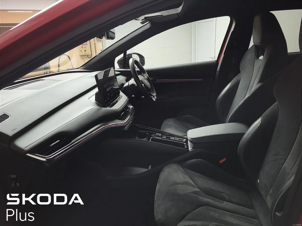 Skoda Enyaq IV 60 Sportline - Image 4