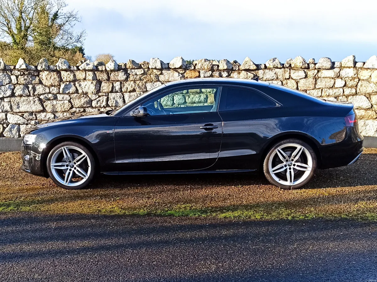 131 Audi A5 2.0T S-Line Coupe • Auto - Image 4