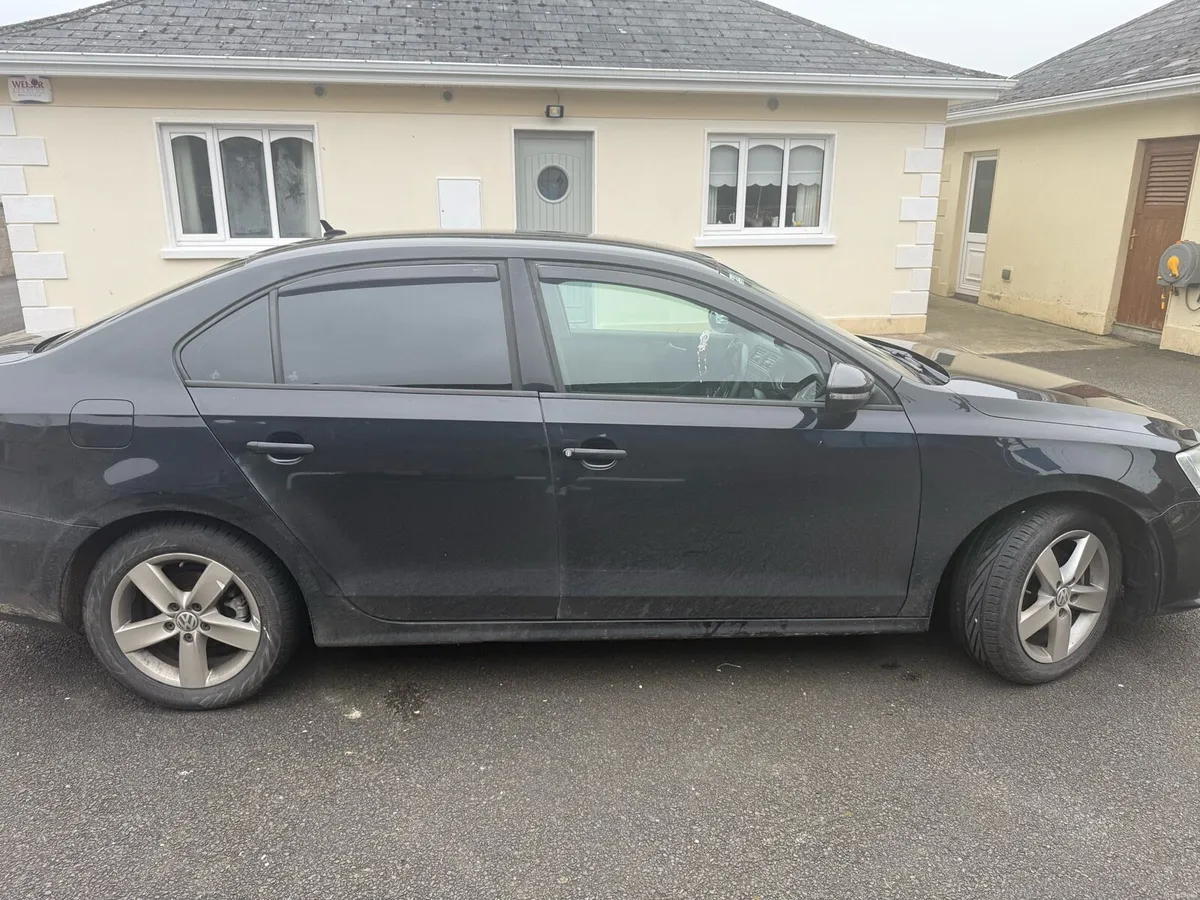 Vw jetta 2.0 tdi 145k km  Nct 01/27 - Image 4