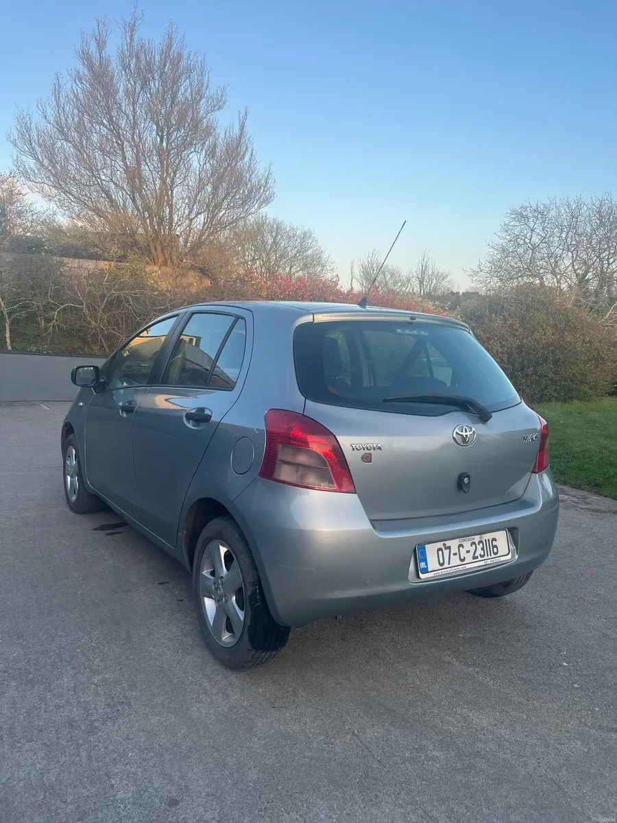 Toyota Yaris 2007 - Image 4