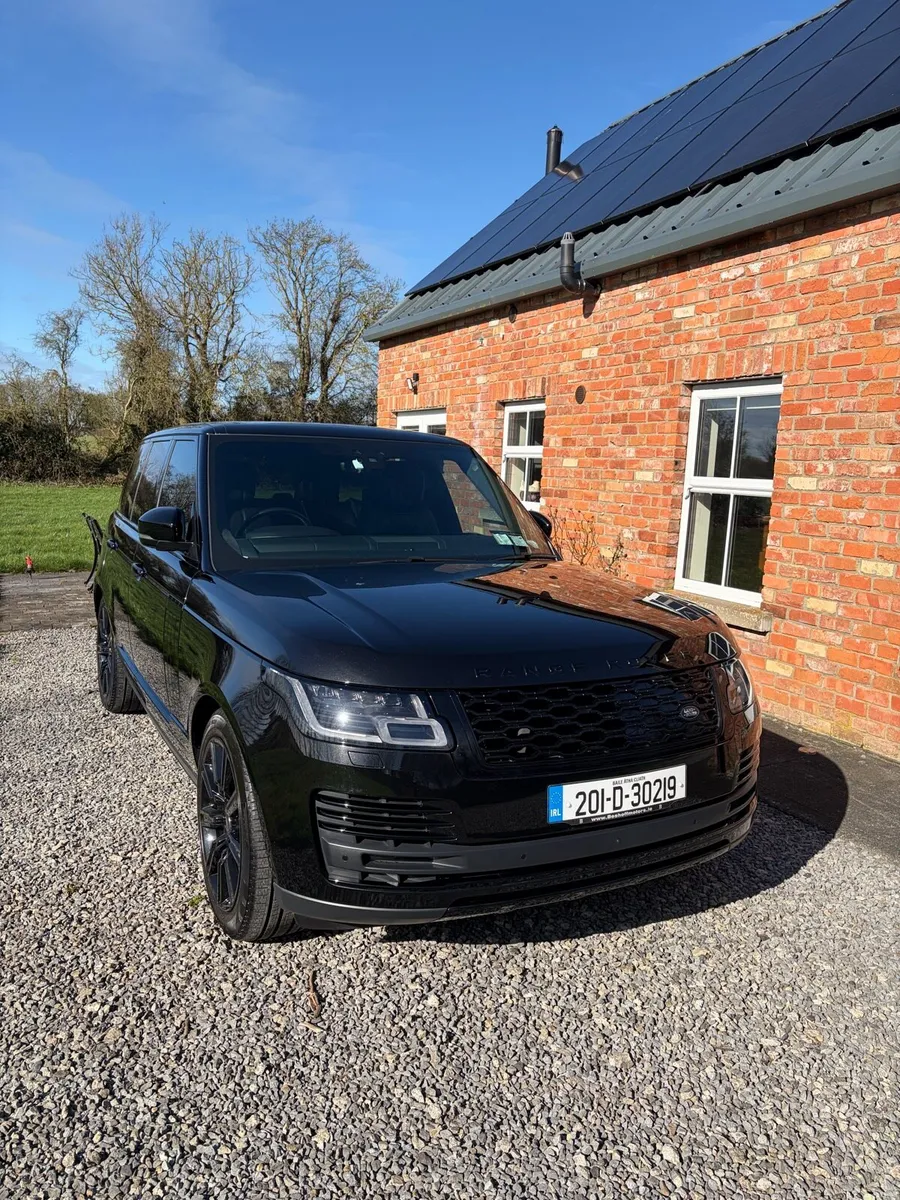 Land Rover Range Rover P400e Autobiography - Image 2