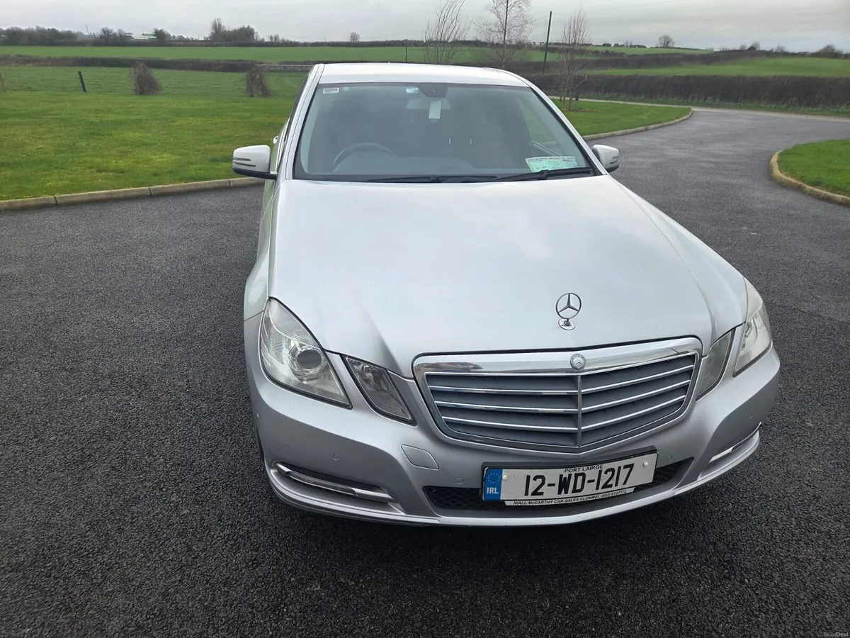 Mercedes E Class Automatic - Image 3