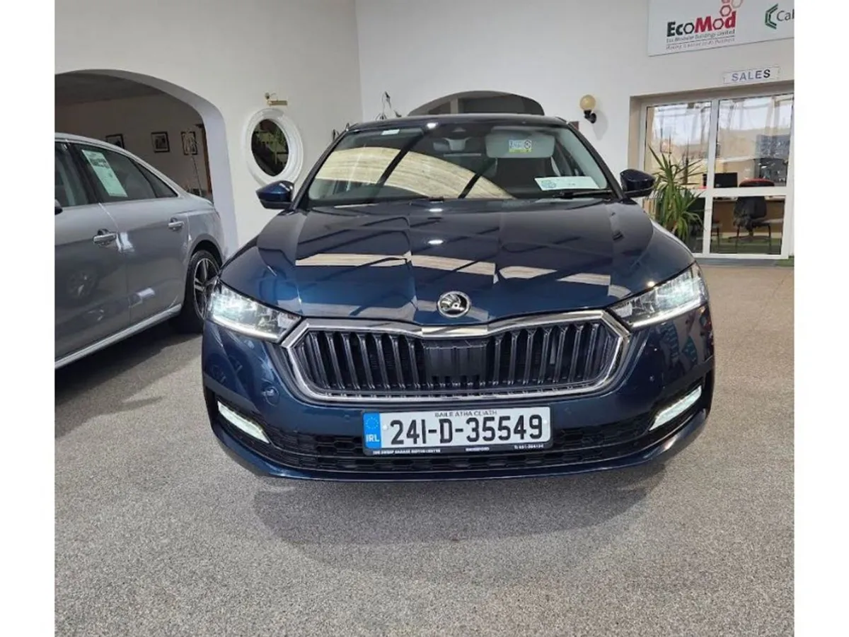 Skoda Octavia AMBITION 2.0 TDI 115 - Image 3