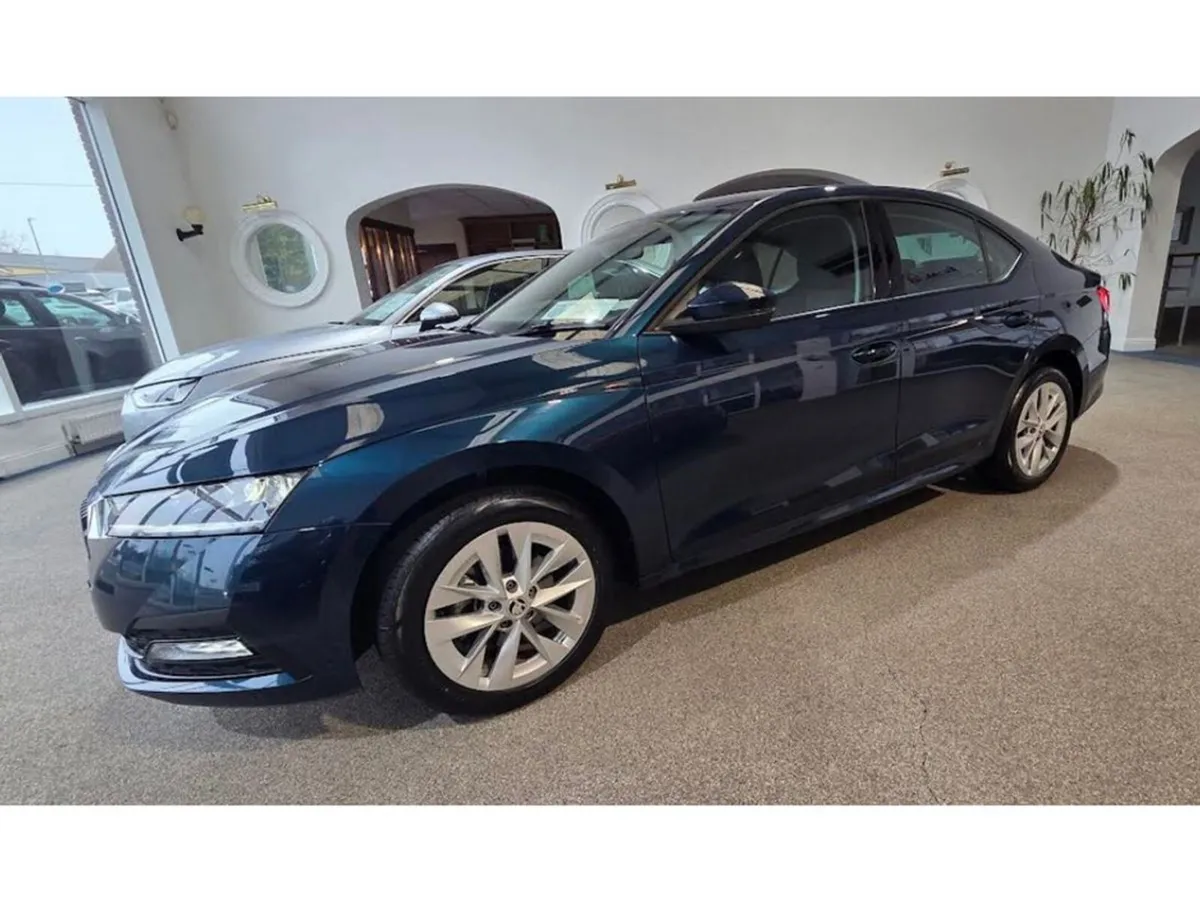 Skoda Octavia AMBITION 2.0 TDI 115 - Image 1