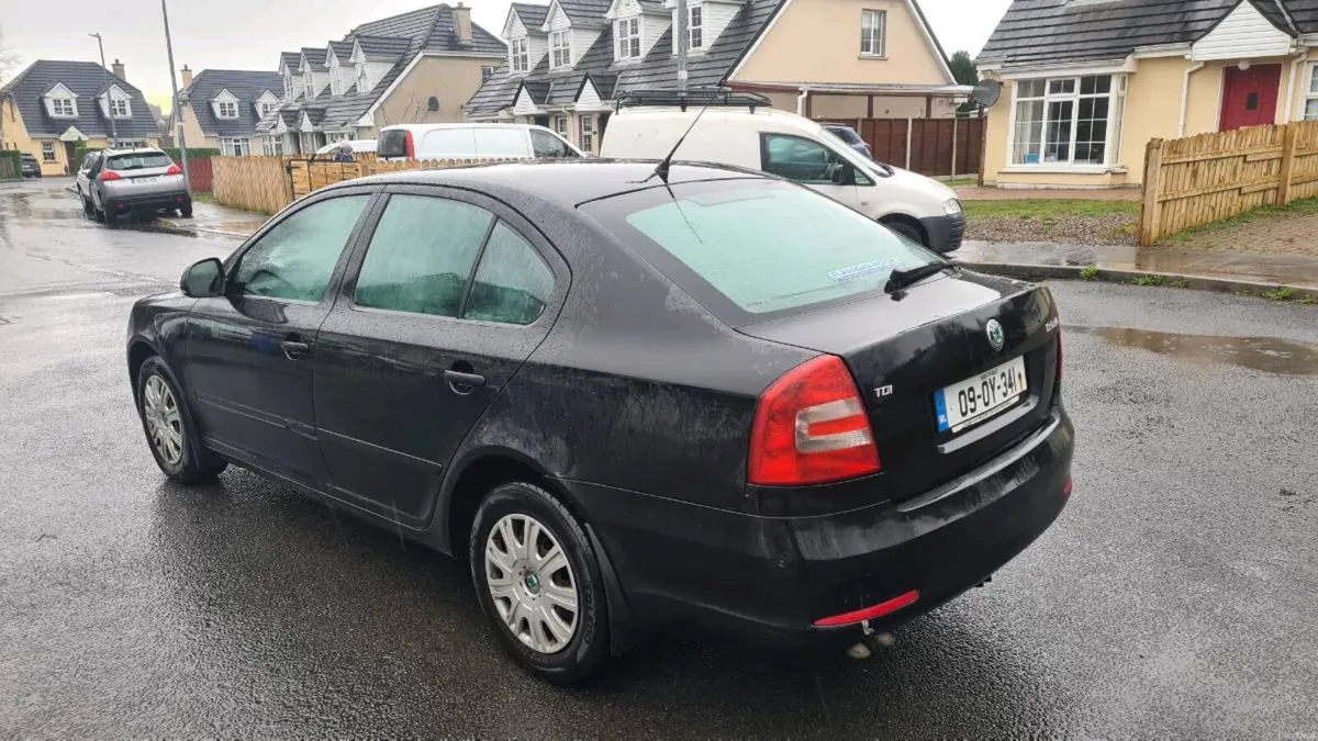 Skoda Octavia 2009 - Image 3