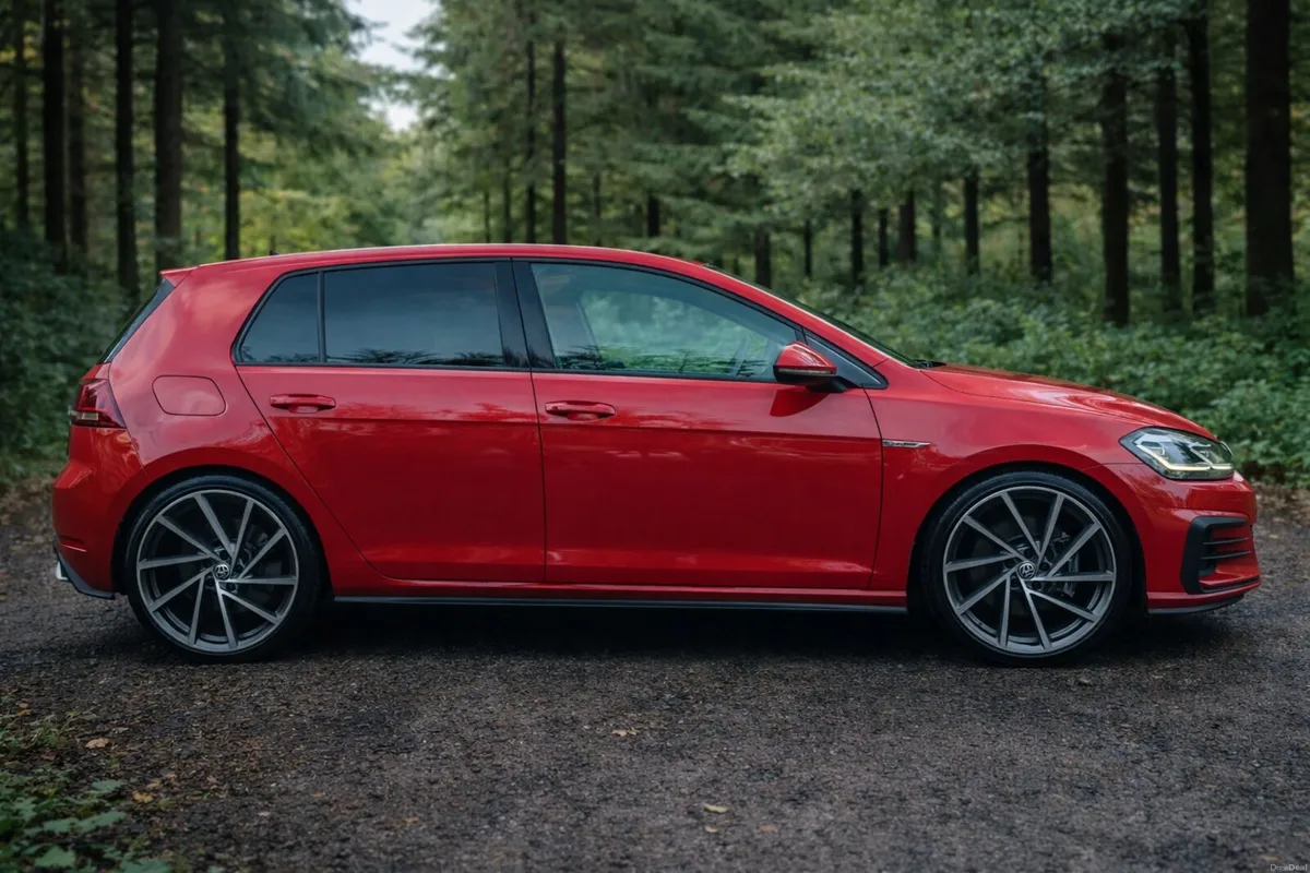 172 VOLKSWAGEN GOLF GTD 184. MANUAL - Image 2