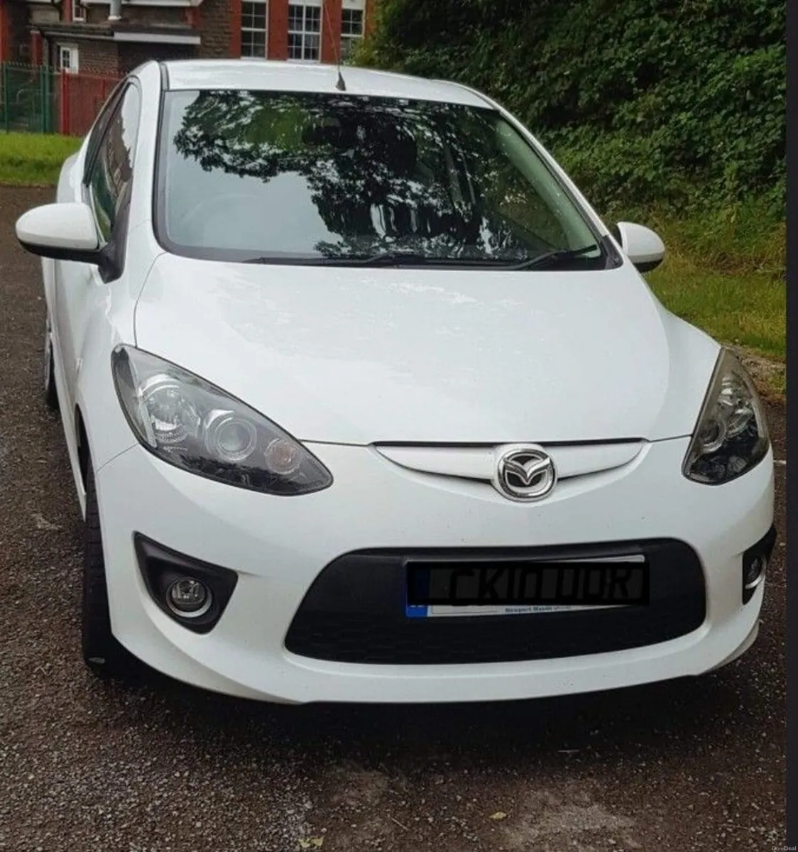 Mazda 2 2010 1.3 Petrol  Low Mileage Cheap to Run! - Image 1
