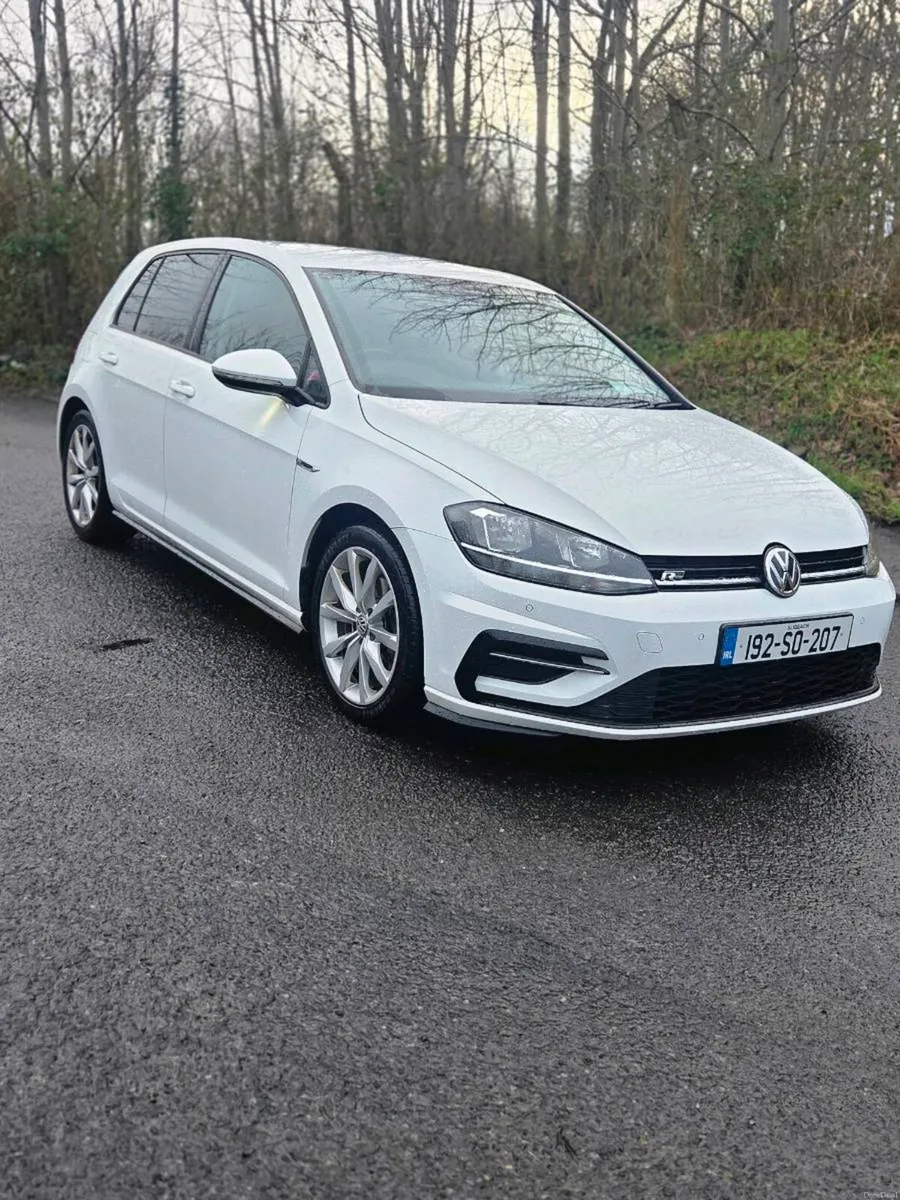 VW GOLF R-LINE - Image 1