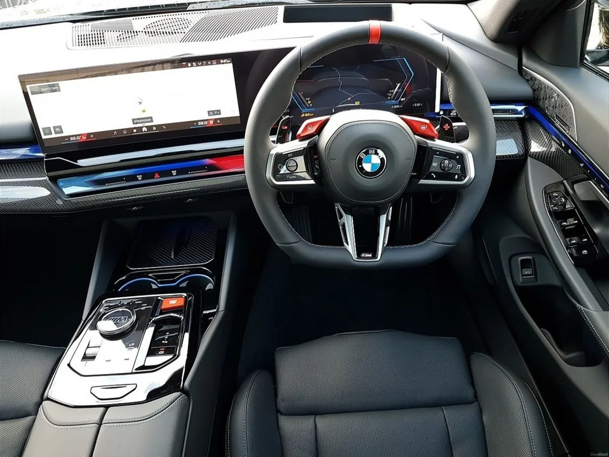 BMW M5 Saloon - Image 5