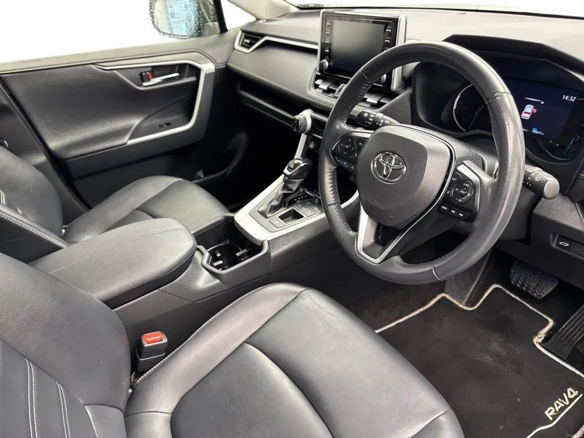 Toyota RAV4 2.5 HYBRID SOL *FLASH SALE* €110 PER W - Image 6