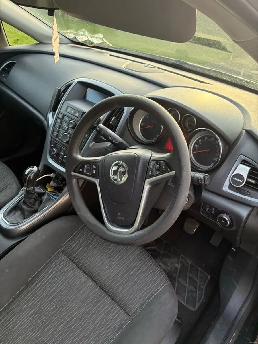 2013 Vauxhall Astra - Image 4