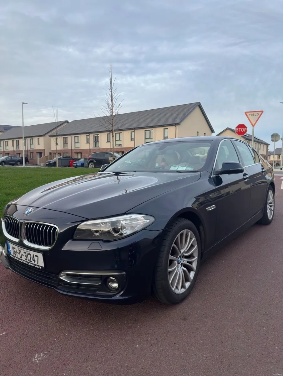 BMW 5-Series 2016 | 520d Auto Luxury - Image 2