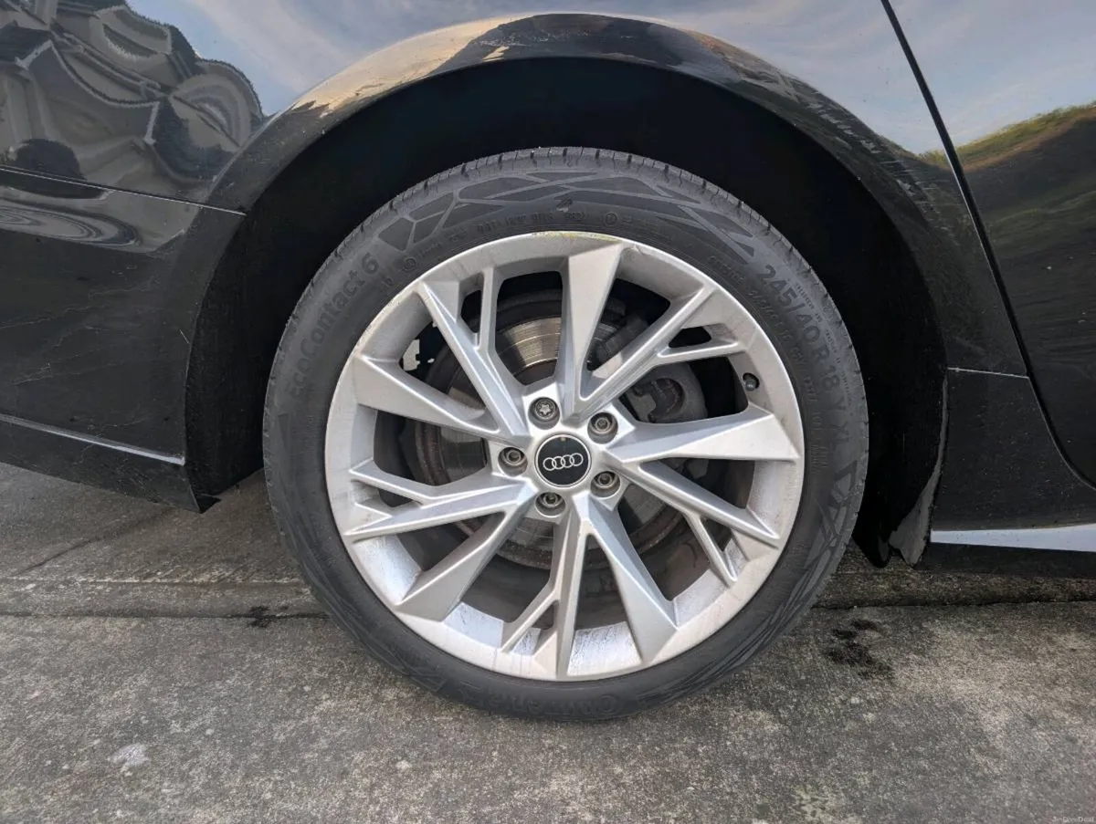 Audi A6 - Image 2