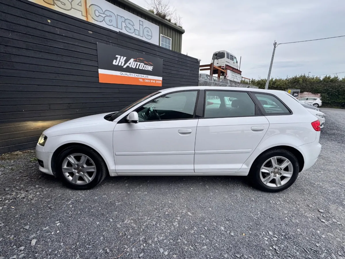 Audi A3 1.4 TFSI AUTO - Image 4