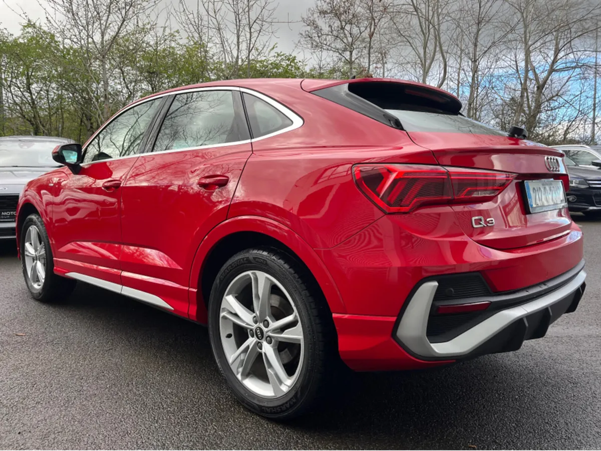 Audi Q3 2.0 DIESEL STRONIC S-LINE AUTO SPORTBACK - Image 5