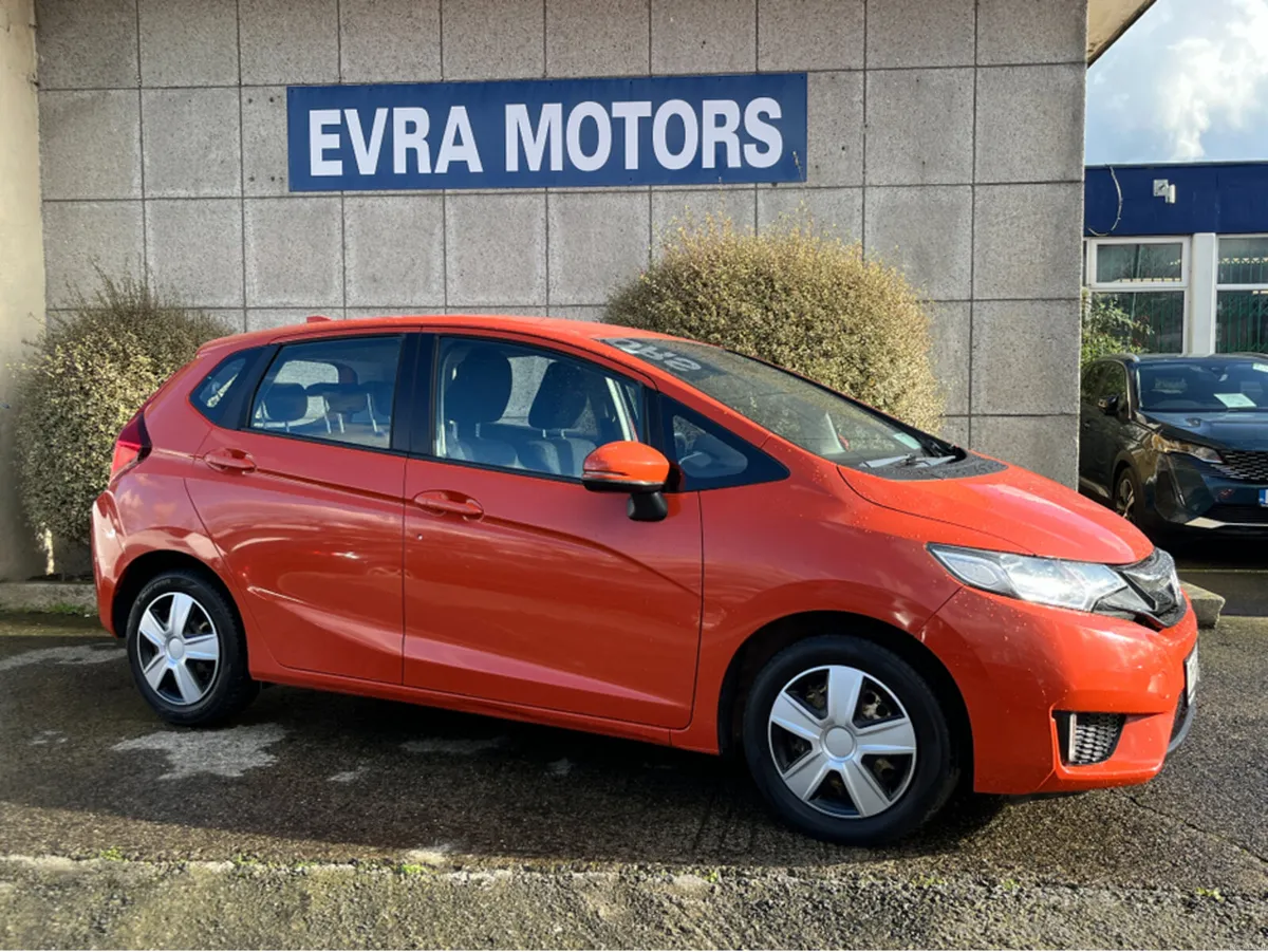 Honda Jazz i-VTEC 1.3 PETROL MANUAL - Image 3