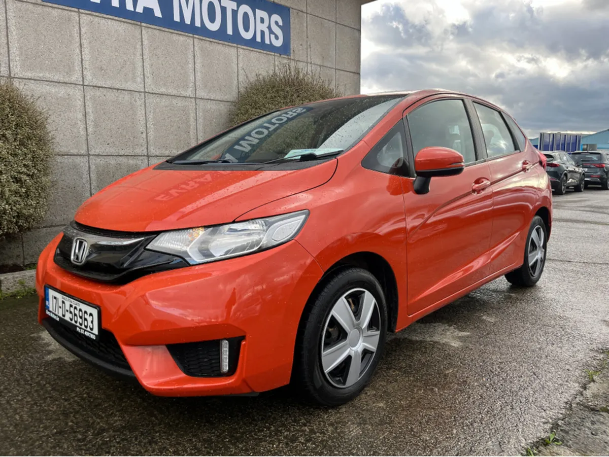 Honda Jazz i-VTEC 1.3 PETROL MANUAL - Image 5