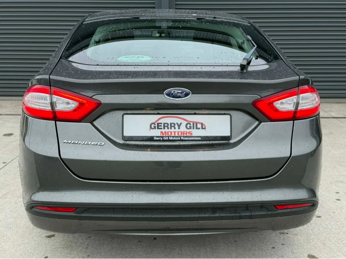 Ford Mondeo 5DR 1.5 TDCI 120PS 4DR - Image 3