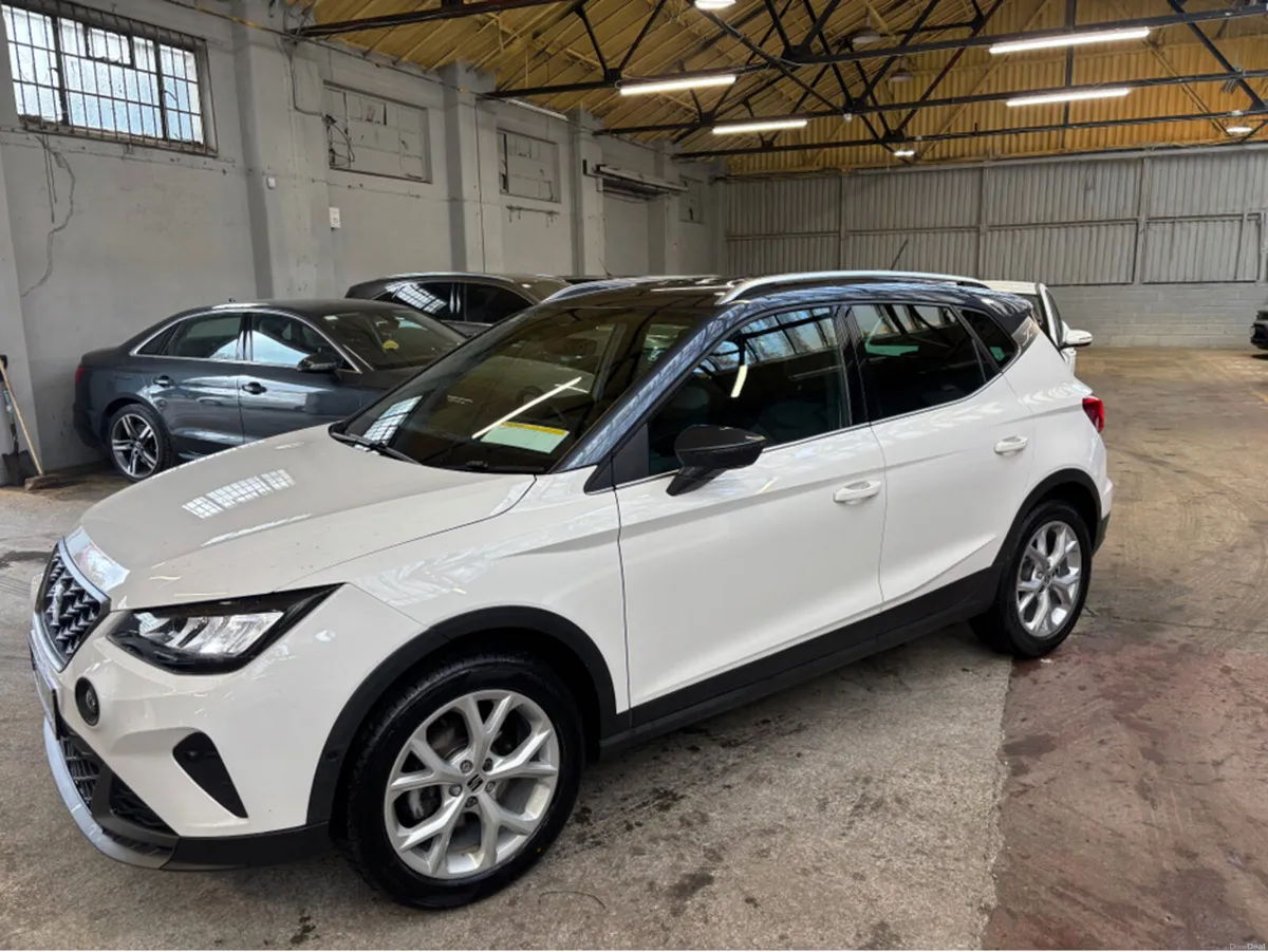 SEAT Arona PA 1.0 TSI 110HP DS DSG FR 5 Finance Av - Image 4