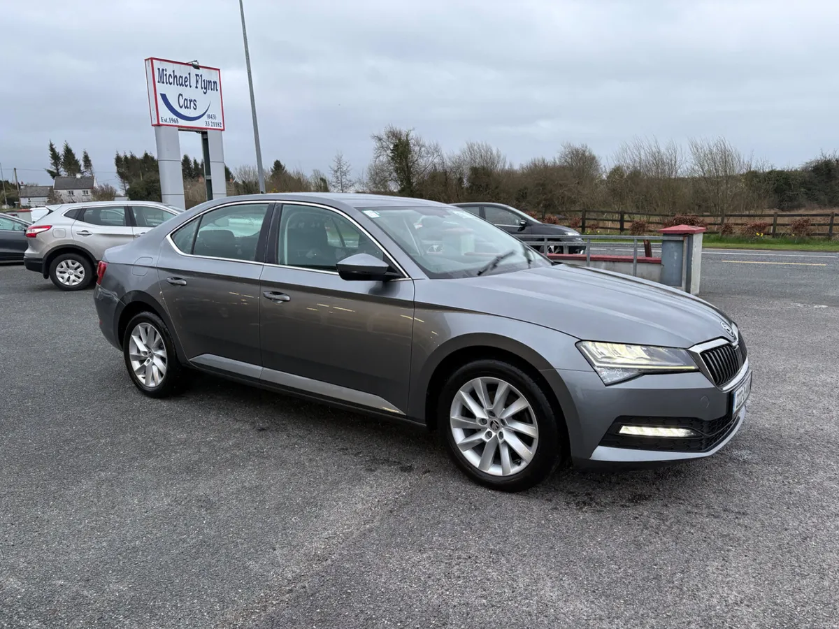 Skoda Superb Ambition 2.0TDi 150hp DSG Irish 222 - Image 4
