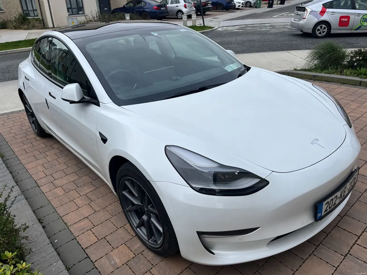 Tesla Model 3 Long Range, Full Self Driving worth - Image 4