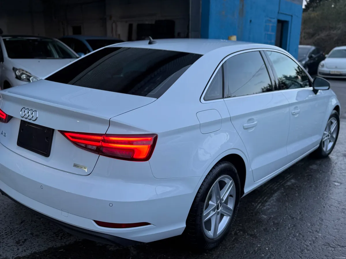 2020 Audi A3 Automatic/ 30 TFSI  Signature Edition - Image 3